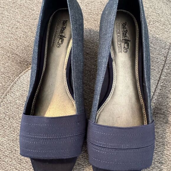 Coach & Four-Denim Blue Wedge Heels with Classic Design open toe slip on 7.5 - Picture 2 of 16